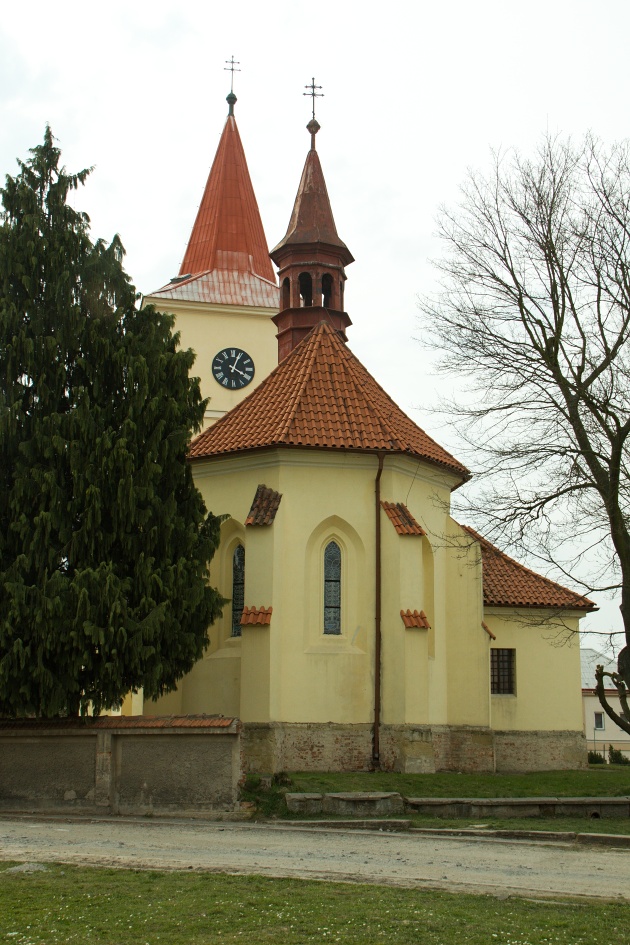 Kostel Všech Svatých ve Zdědíně